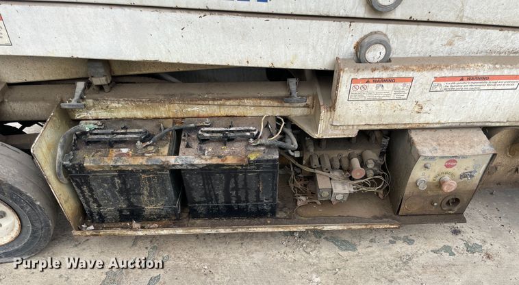 image for item IR9871 Mark Lift CH20NEP  scissor lift