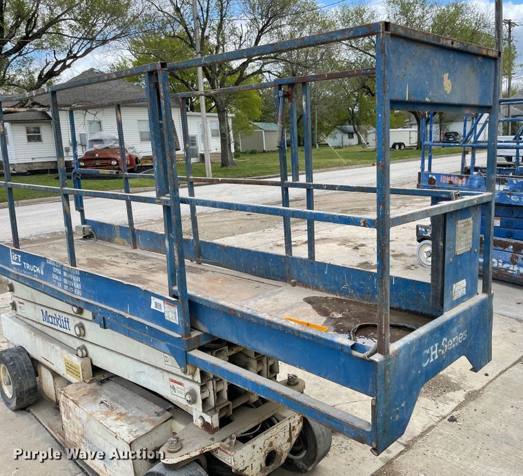 image for item IR9871 Mark Lift CH20NEP  scissor lift