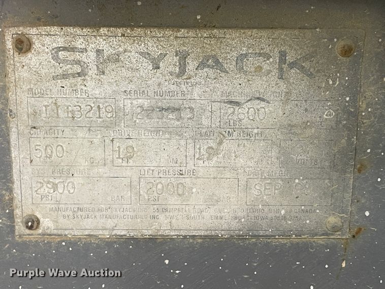 image for item IR9873 1999 Skyjack III3219  scissor lift