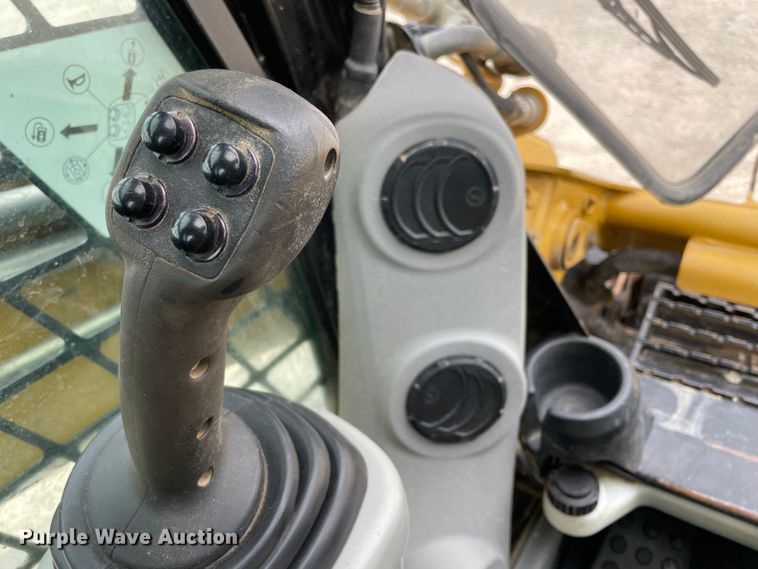 image for item IR9901 2012 Caterpillar 299D  skid steer loader