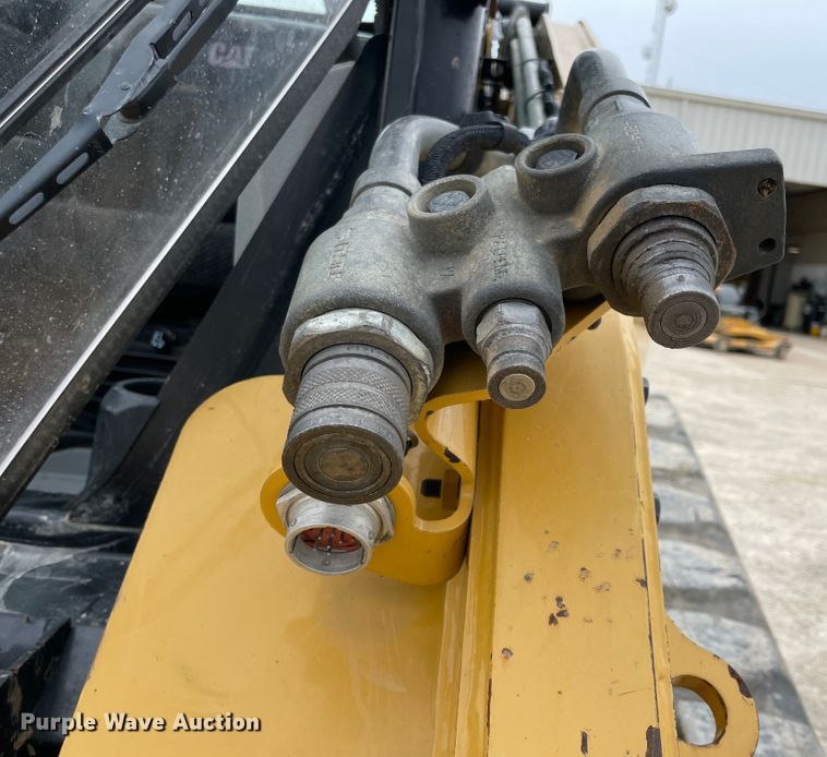 image for item IR9901 2012 Caterpillar 299D  skid steer loader