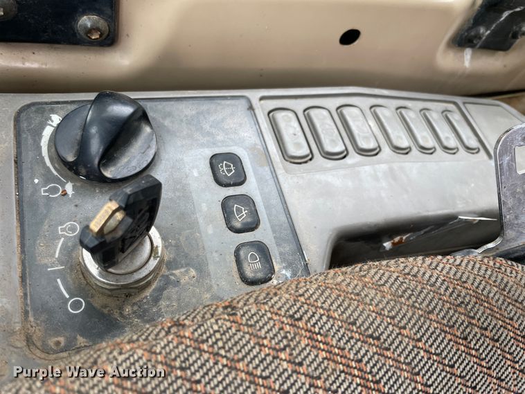 image for item IR9929 2000 Caterpillar 315B L  excavator