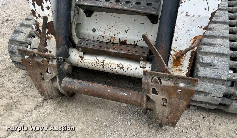image for item IR9931 Bobcat T300  tracked skid steer loader