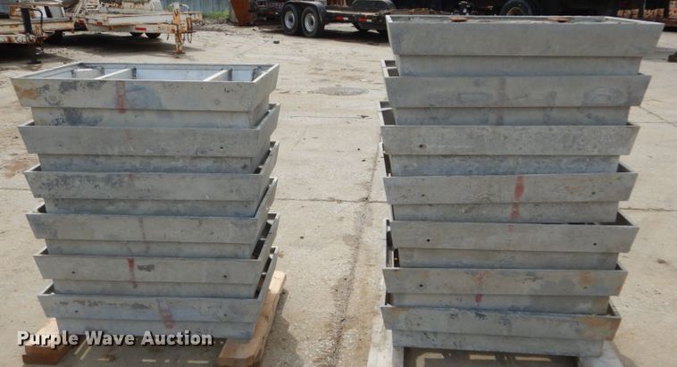 image for item IS9998 (13) 8" window forms