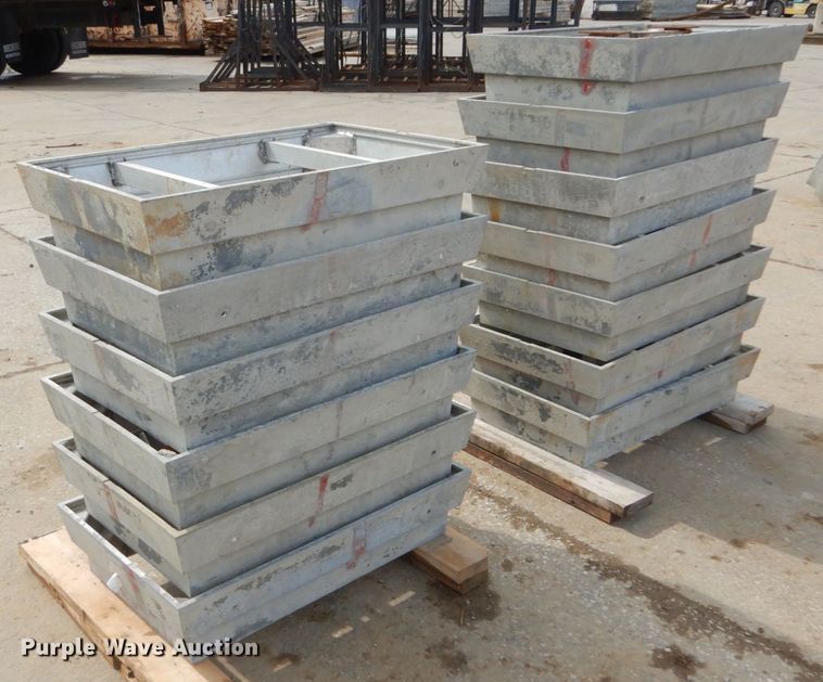 image for item IS9998 (13) 8" window forms