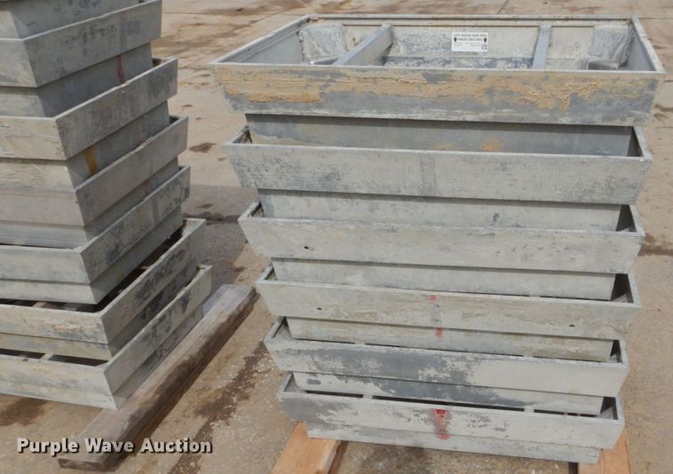 image for item IS9998 (13) 8" window forms