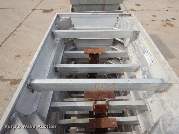 image for item IS9998 (13) 8" window forms