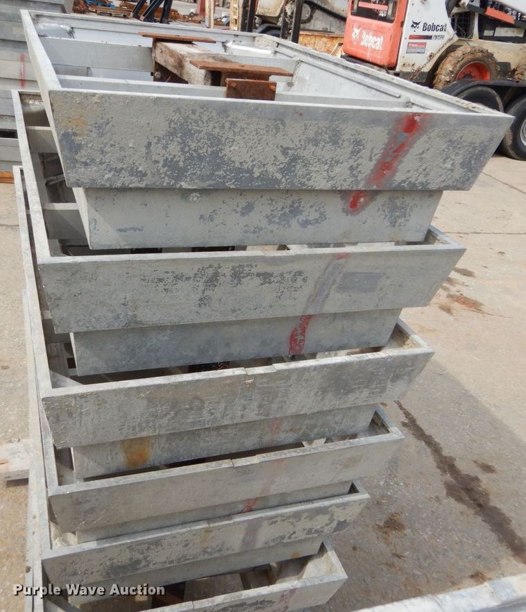 image for item IS9998 (13) 8" window forms