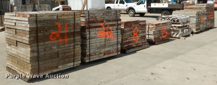 image for item IT9006 (7) pallets of 4' concrete forms