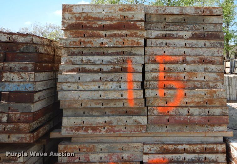 image for item IT9007 6' concrete forms