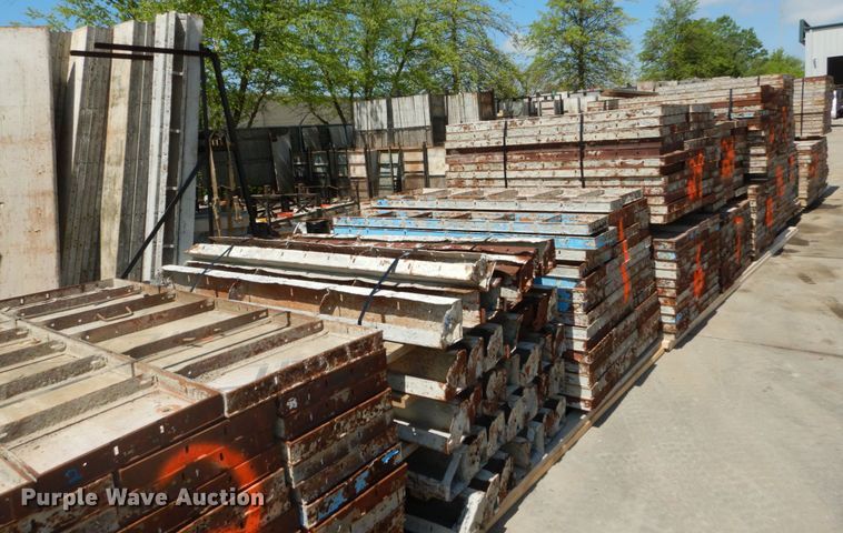 image for item IT9007 6' concrete forms