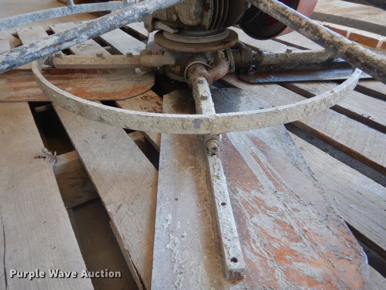 image for item IT9009 Power trowel