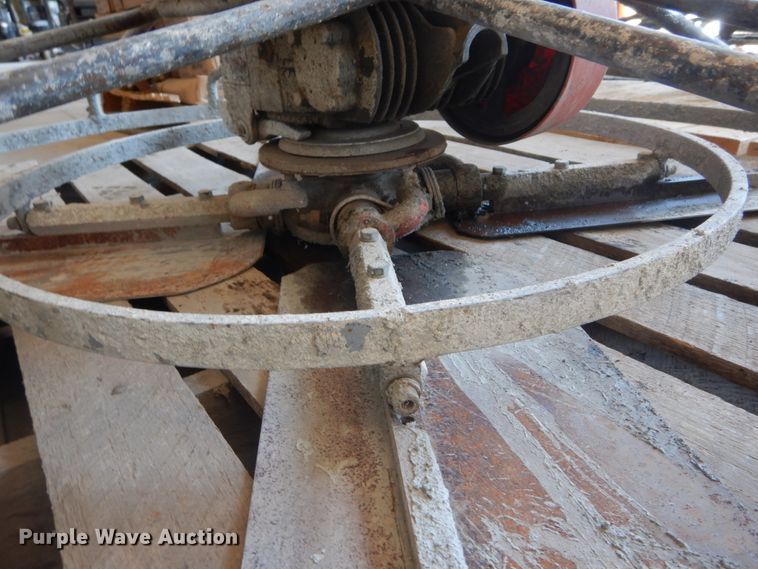 image for item IT9009 Power trowel