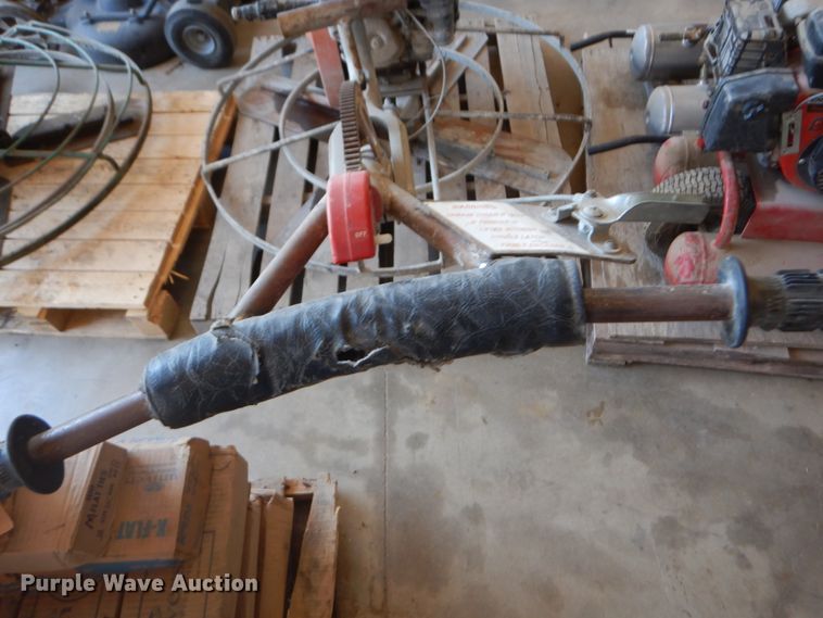 image for item IT9009 Power trowel