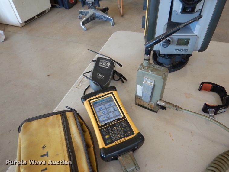 image for item IT9010 Trimble surveying equipment