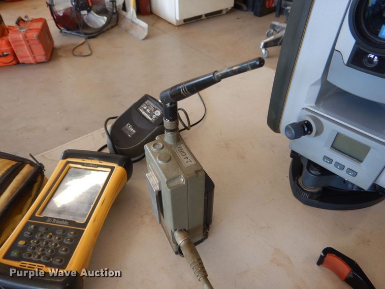 image for item IT9010 Trimble surveying equipment
