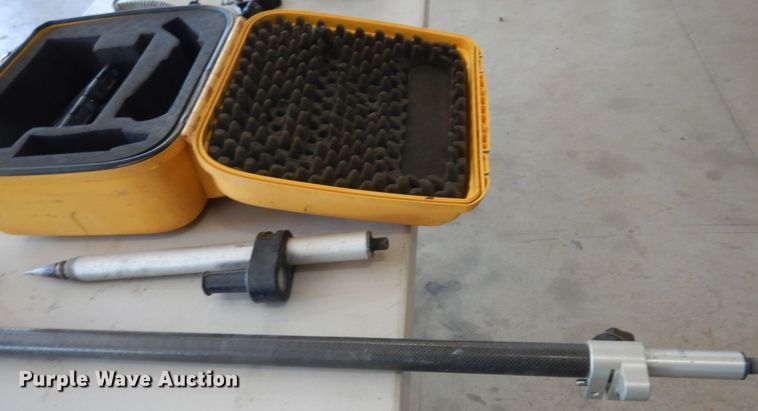 image for item IT9010 Trimble surveying equipment
