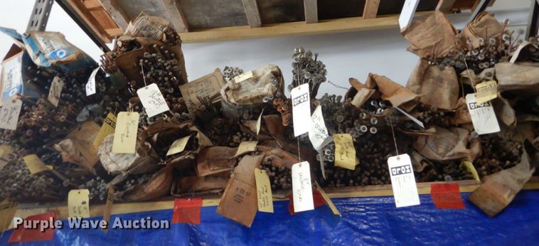 image for item IT9011 Snap ties