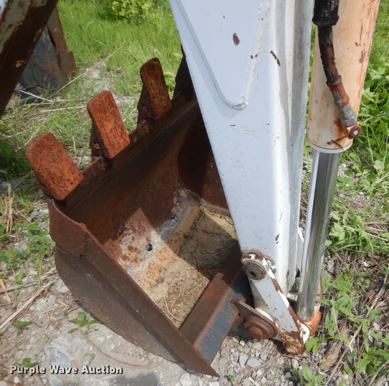 image for item IT9012 Bobcat 709FDS skid steer backhoe