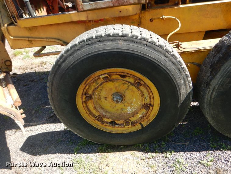image for item IT9028 1967 Galion 503  rigid frame motor grader