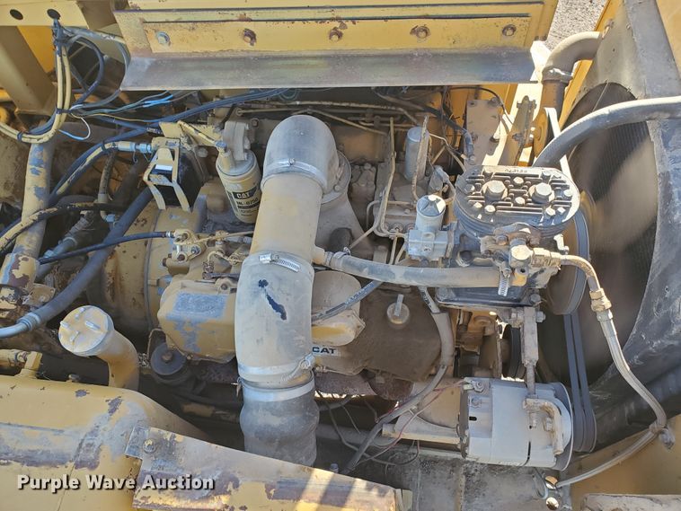 image for item IT9800 1978 Caterpillar 613B  water wagon