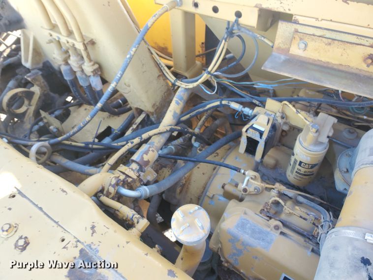 image for item IT9800 1978 Caterpillar 613B  water wagon