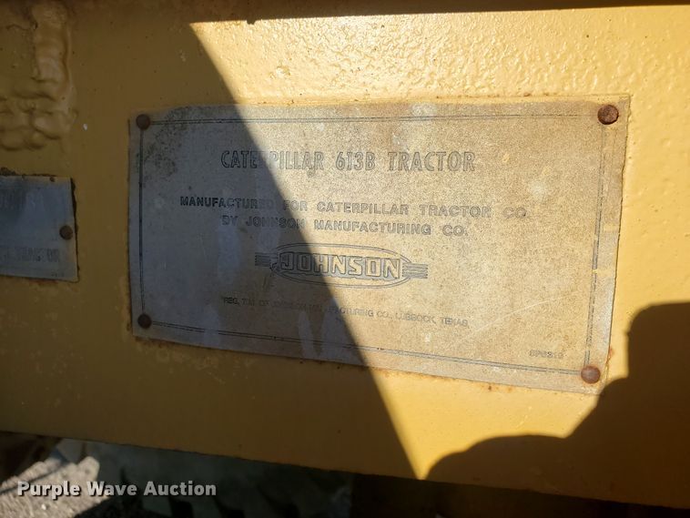 image for item IT9800 1978 Caterpillar 613B  water wagon