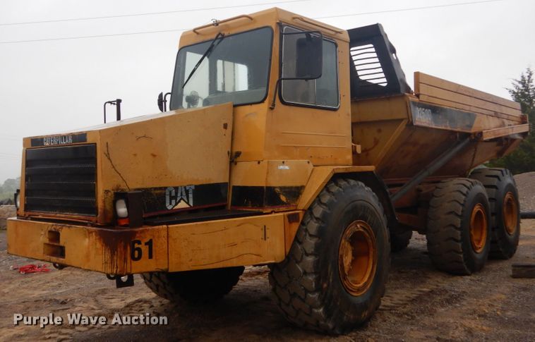 image for item IY9702 1993 Caterpillar D250D  haul truck