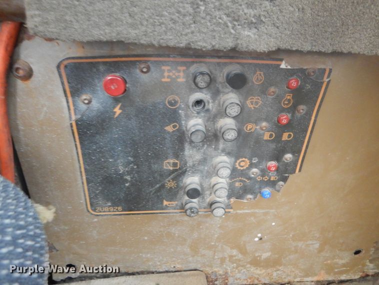 image for item IY9702 1993 Caterpillar D250D  haul truck