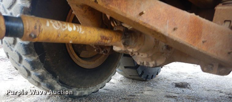 image for item IY9702 1993 Caterpillar D250D  haul truck