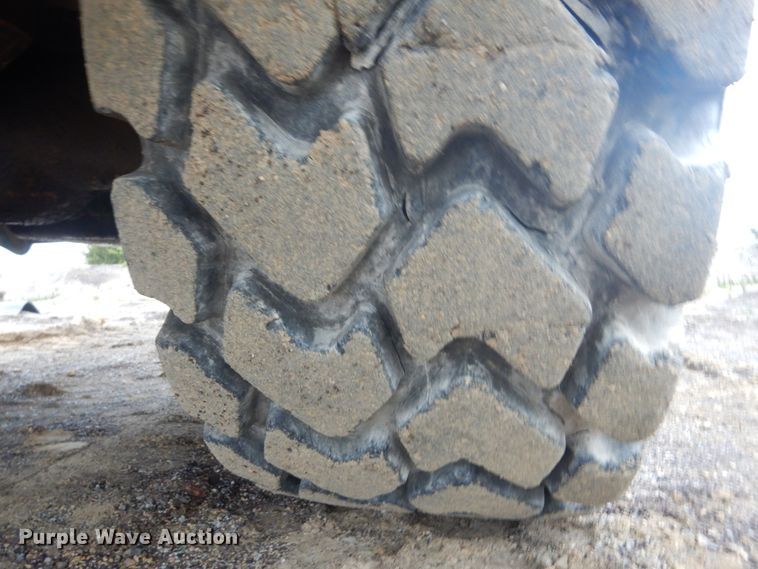 image for item IY9702 1993 Caterpillar D250D  haul truck