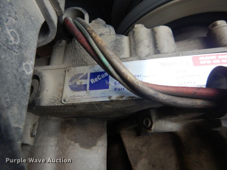 image for item IY9703 1985 International F9370  semi truck