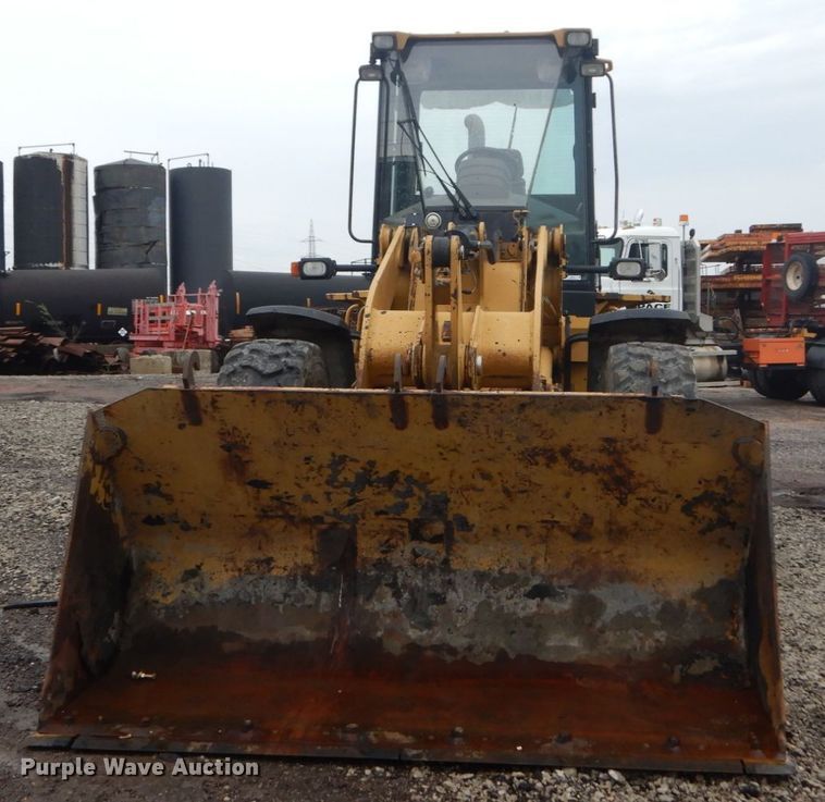 image for item IY9705 2001 Caterpillar 924GZ  wheel loader