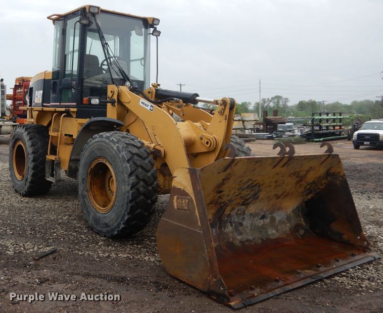 image for item IY9705 2001 Caterpillar 924GZ  wheel loader