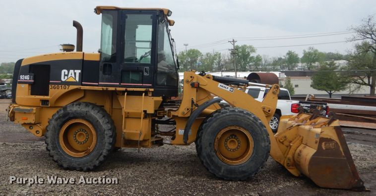 image for item IY9705 2001 Caterpillar 924GZ  wheel loader