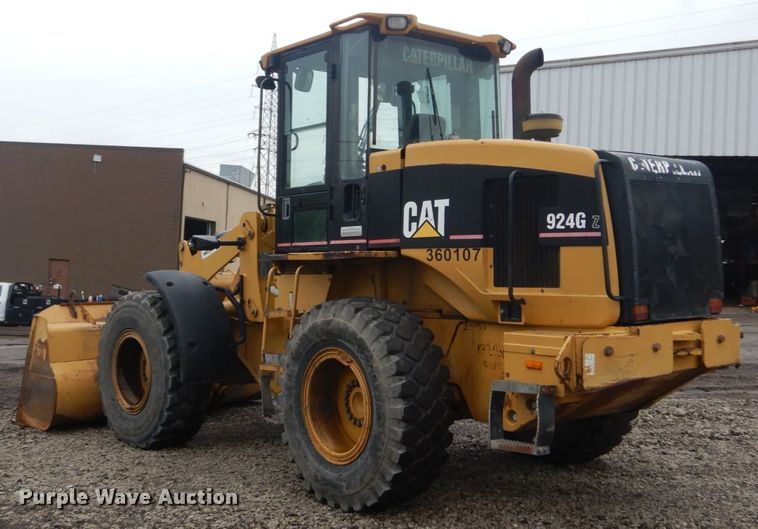 image for item IY9705 2001 Caterpillar 924GZ  wheel loader