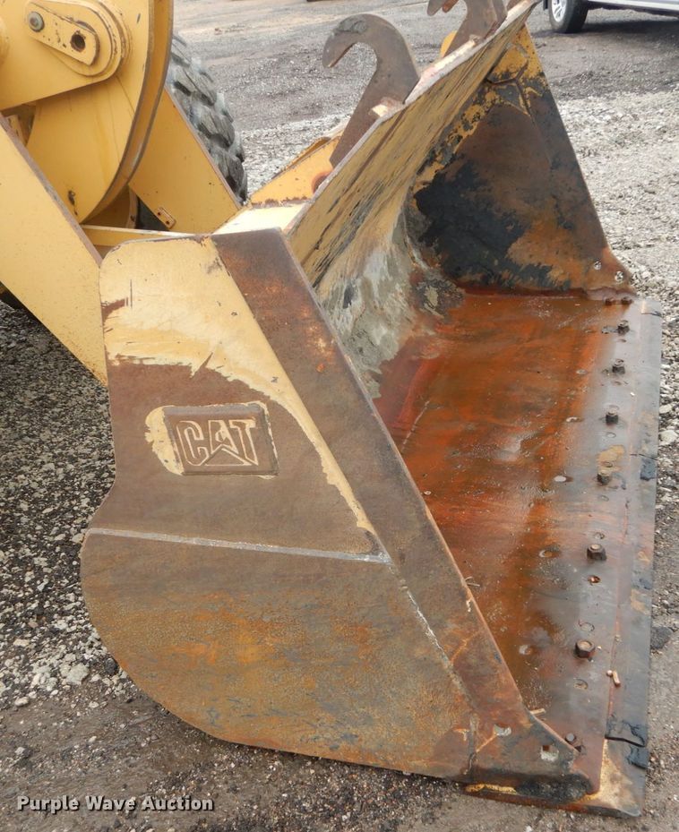 image for item IY9705 2001 Caterpillar 924GZ  wheel loader