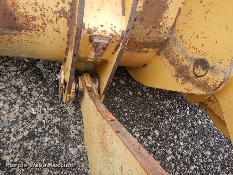 image for item IY9705 2001 Caterpillar 924GZ  wheel loader