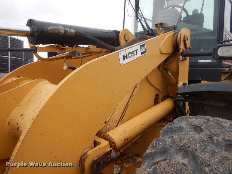 image for item IY9705 2001 Caterpillar 924GZ  wheel loader