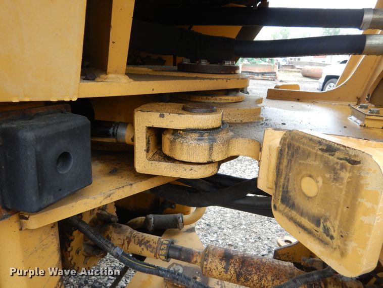 image for item IY9705 2001 Caterpillar 924GZ  wheel loader