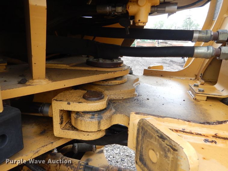 image for item IY9705 2001 Caterpillar 924GZ  wheel loader