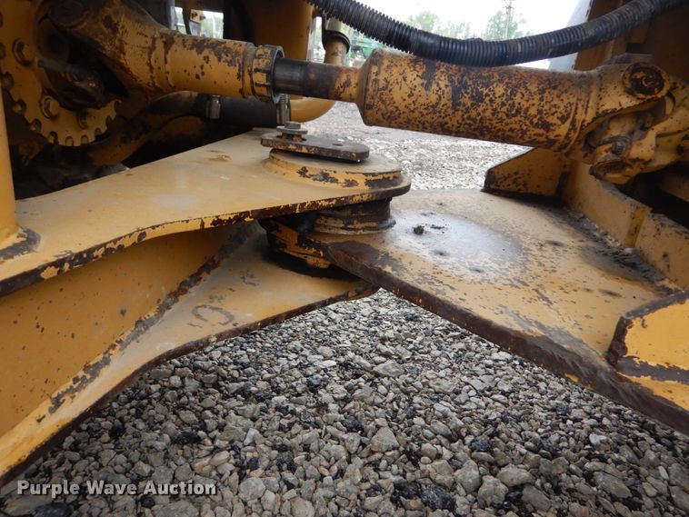 image for item IY9705 2001 Caterpillar 924GZ  wheel loader