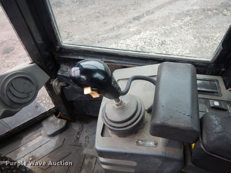 image for item IY9705 2001 Caterpillar 924GZ  wheel loader