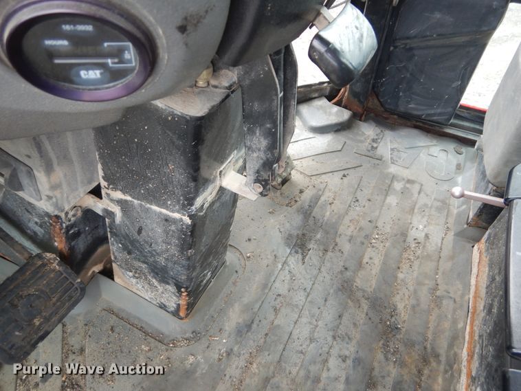 image for item IY9705 2001 Caterpillar 924GZ  wheel loader