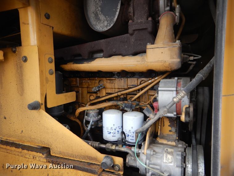 image for item IY9705 2001 Caterpillar 924GZ  wheel loader