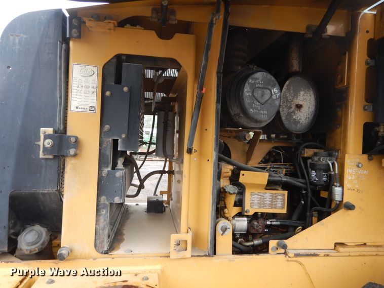 image for item IY9705 2001 Caterpillar 924GZ  wheel loader