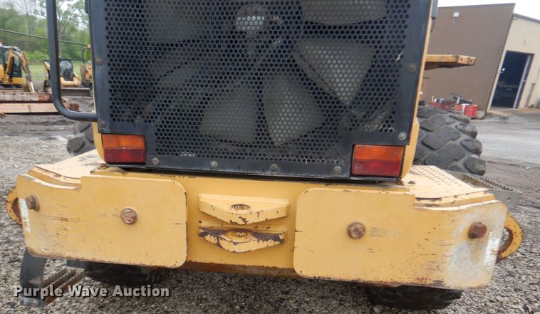 image for item IY9705 2001 Caterpillar 924GZ  wheel loader