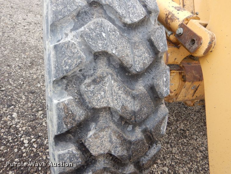 image for item IY9705 2001 Caterpillar 924GZ  wheel loader