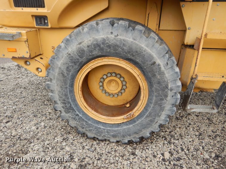 image for item IY9705 2001 Caterpillar 924GZ  wheel loader