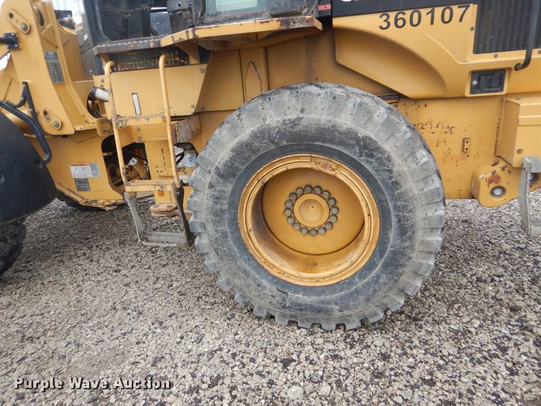 image for item IY9705 2001 Caterpillar 924GZ  wheel loader